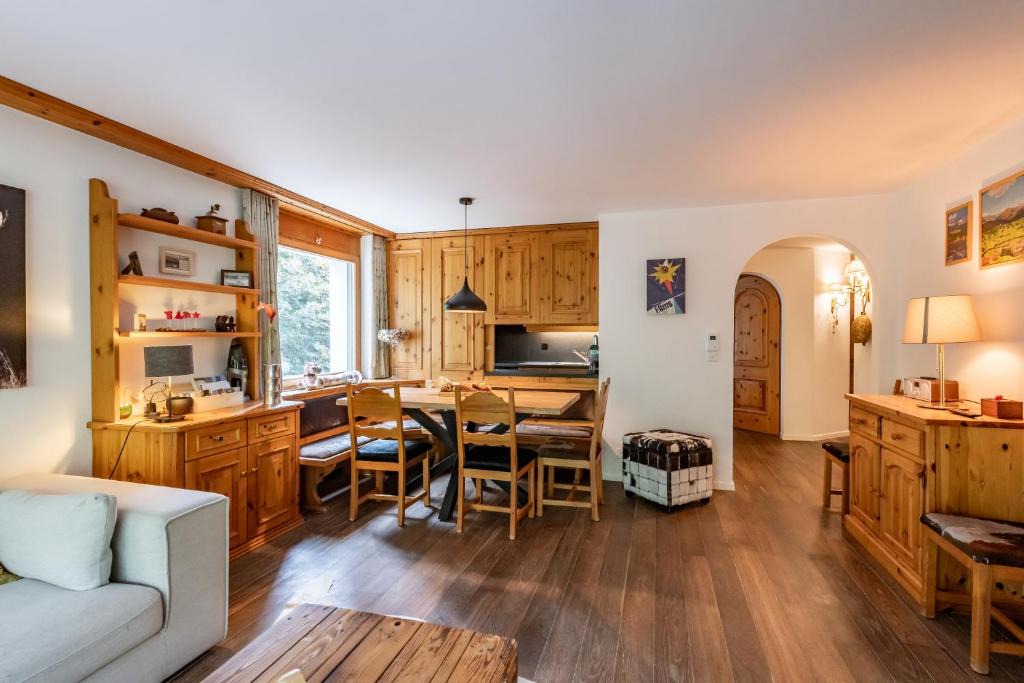 Waldhaus Flims Apartment | Chalet Belmont