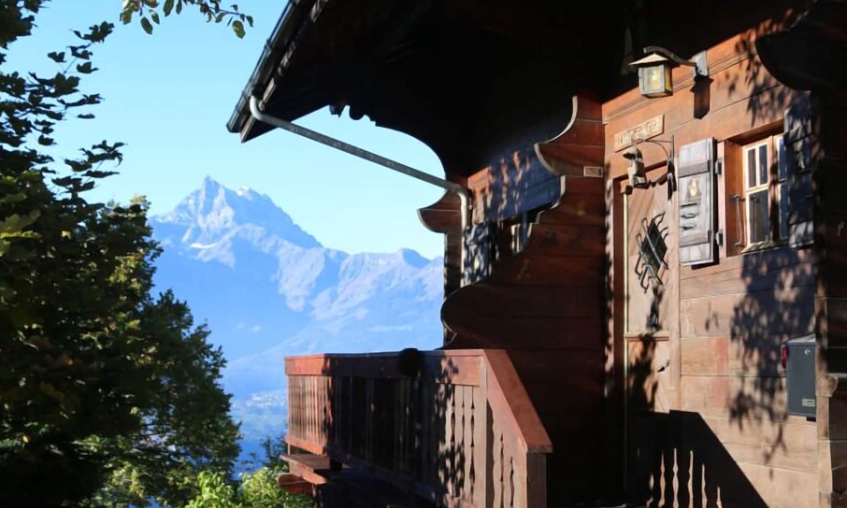 Les Posses-sur-Bex Ski Chalet | *Chalet Blanche Neige* - Gryon