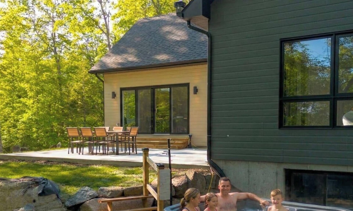 Argenteuil Regional County Municipality Ski Chalet | Chalet Boréale | Private SPA | Skiing