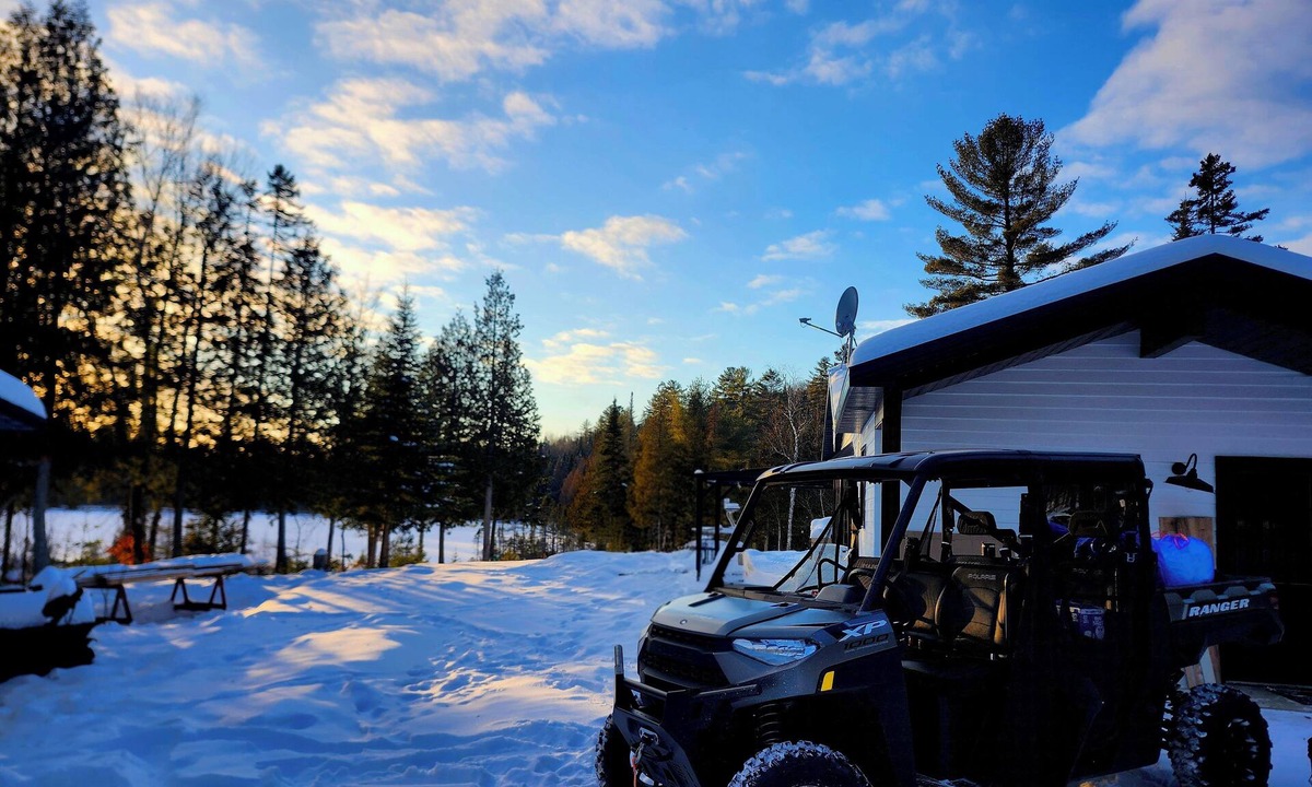 Mauricie Ski Chalet | Chalet with private lake and 52 acres of forest