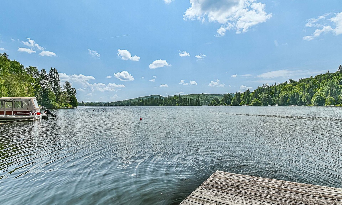 Sainte-Agathe-des-Monts Ski Chalet | Chalet Douillet sur le Bord du Lac Navigable Papineau