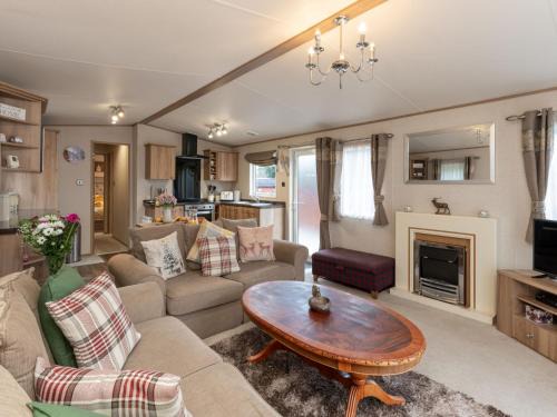 Aviemore Resort | Chalet Cairn View by Interhome