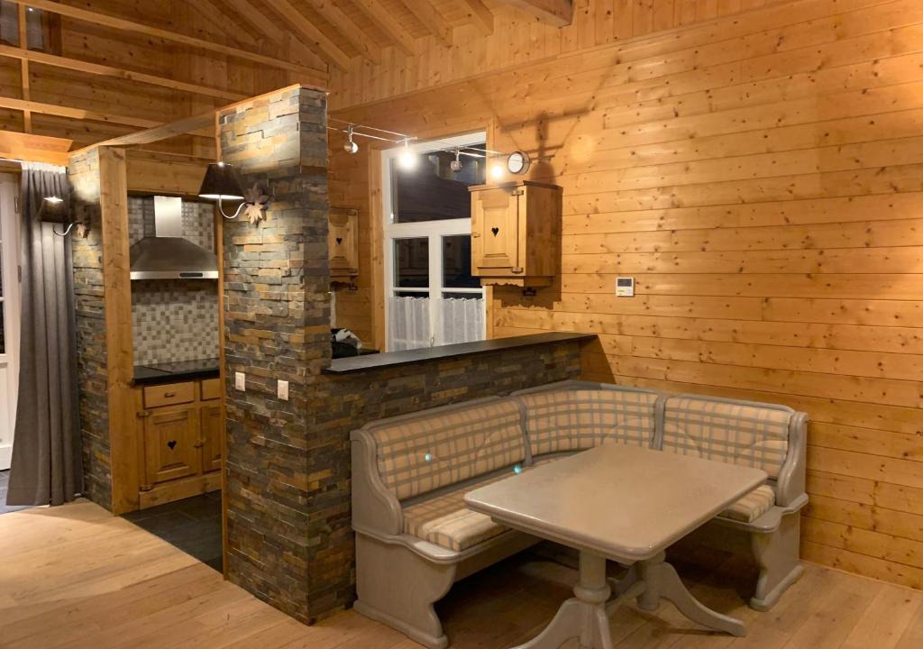 Granges Ski Chalet | CHALET Cap Des Alpes avec SAUNA ET JACUZZI prive en VALAIS