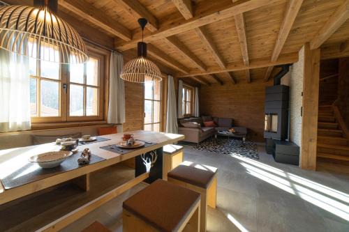 Wildhaus House | Chalet Chäserrugg - Luxury, Sauna, Whirlpool & Mountain View