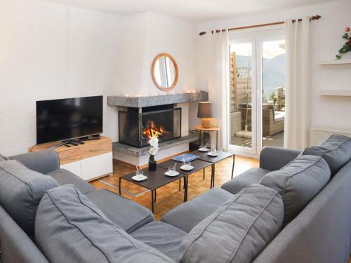 Lens Ski Chalet | Chalet Chalet La Délège by Interhome