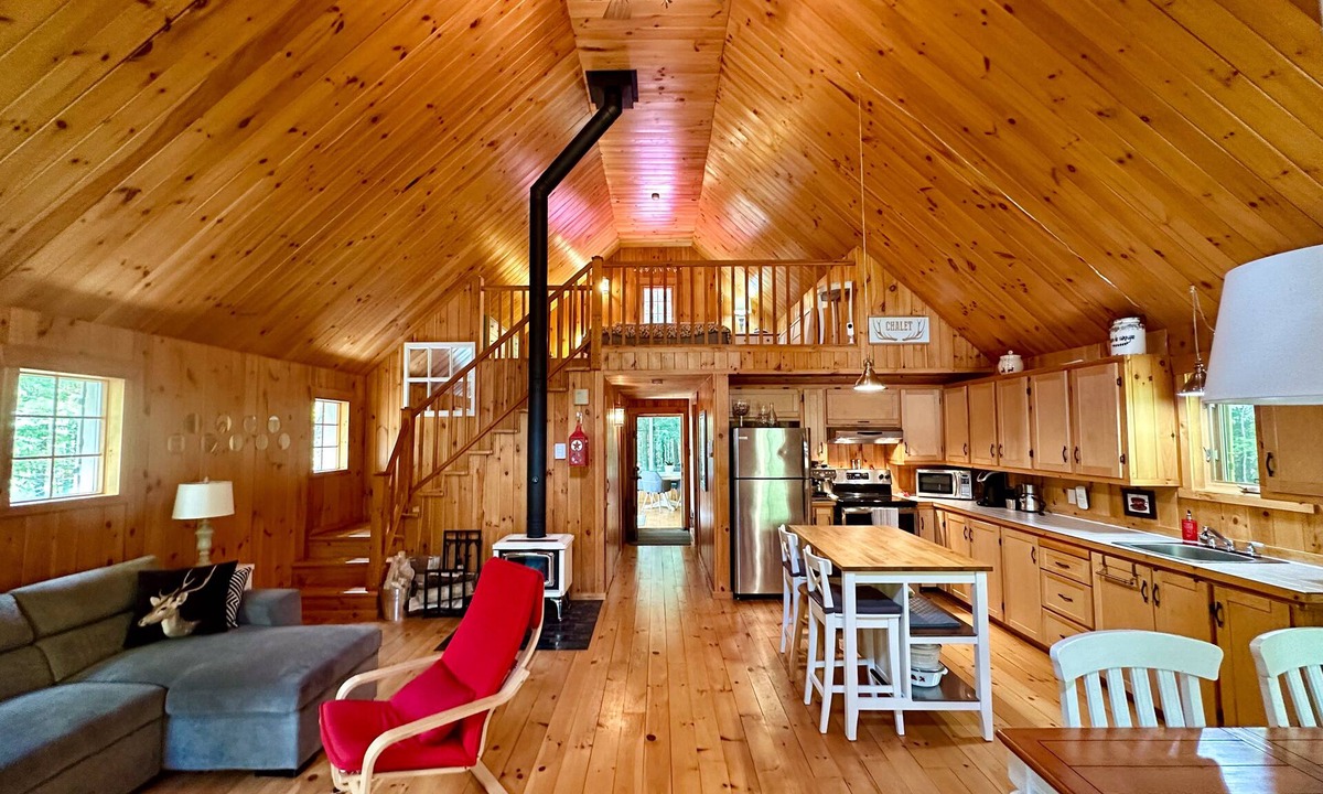 Magog Ski Chalet | Chalet Chaleureux - Lac Lovering