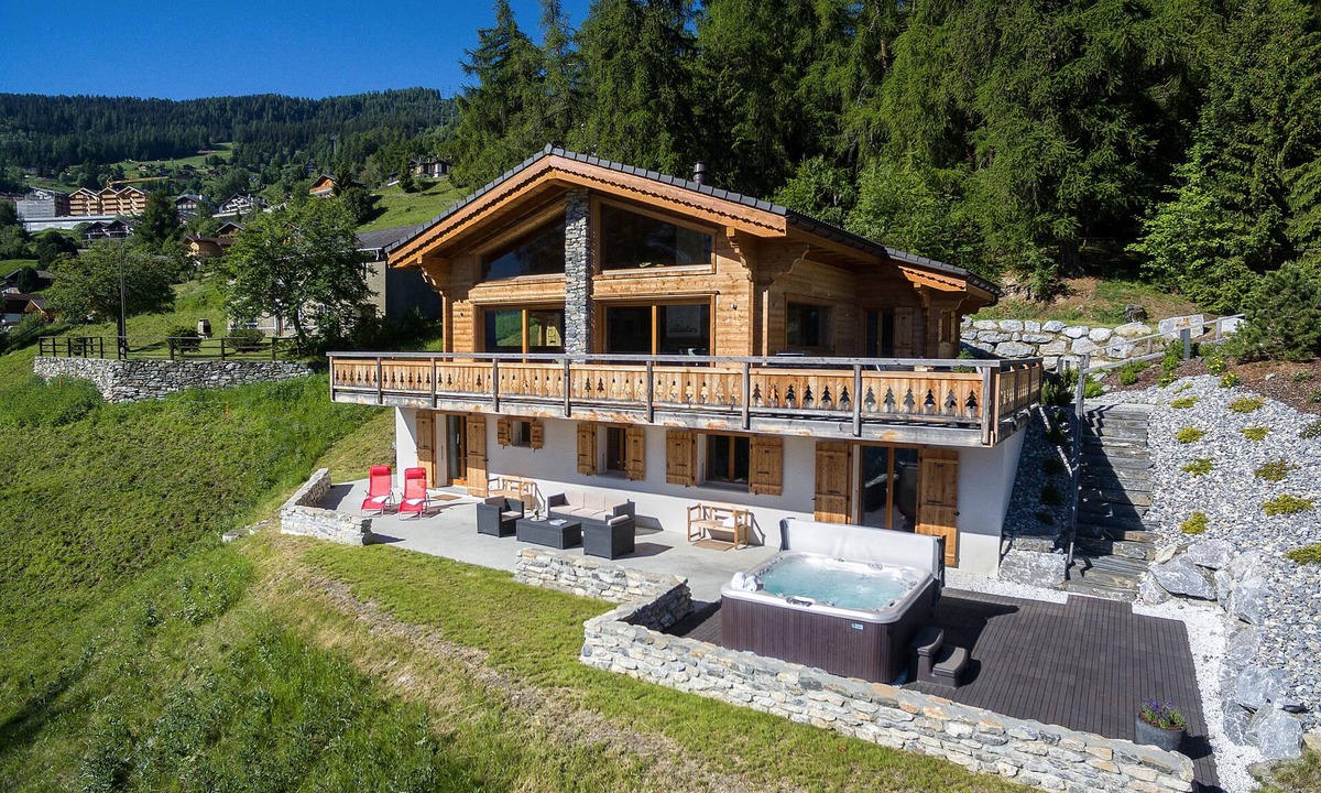 Mayens-de-Riddes Ski Chalet | Chalet Charbray - Jacuzzi - Sauna - Views - La Tzoumaz, 4 Vallees