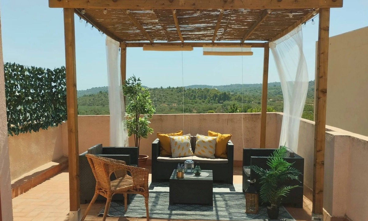 San Jorge Ski Chalet | Chalet 'Chelinas' with Mountain View, Garden, Terrace & Wi-Fi