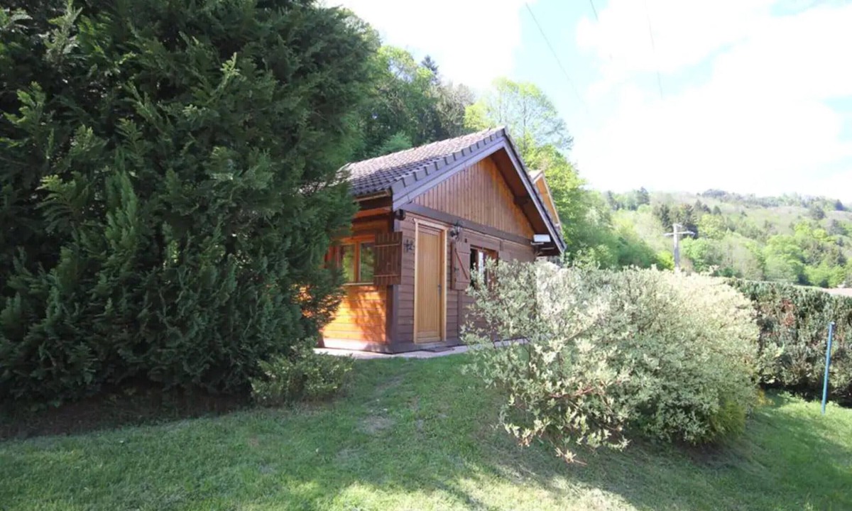 Cornimont Ski Chalet | Chalet "Chez Corinne" with Mountain View, Private Terrace, Hiking and Skiing Nearby