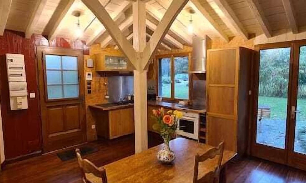 La Roche Foulques Apartment | Chalet confort idéal famille/ami & déplacement pro