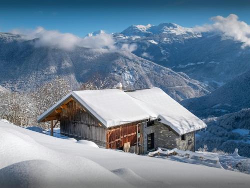 Doucy-Combelouviere Ski Chalet | Chalet Confidentiel - OVO Network