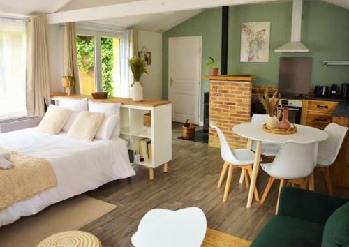 Beignon Ski Chalet | Chalet cosy au cœur de la forêt de Brocéliande