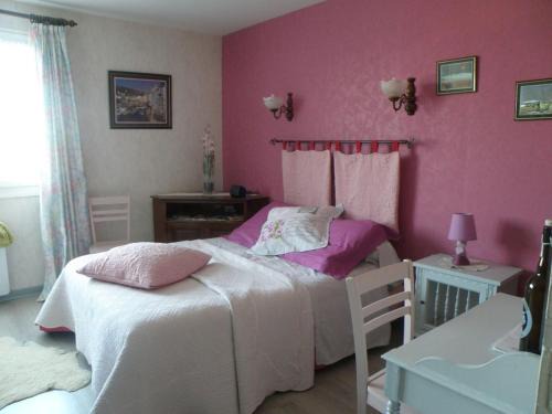 Cousances-les-Forges Bed & Breakfast | Chalet cosy avec cheminée et animaux acceptés - FR-1-585-144