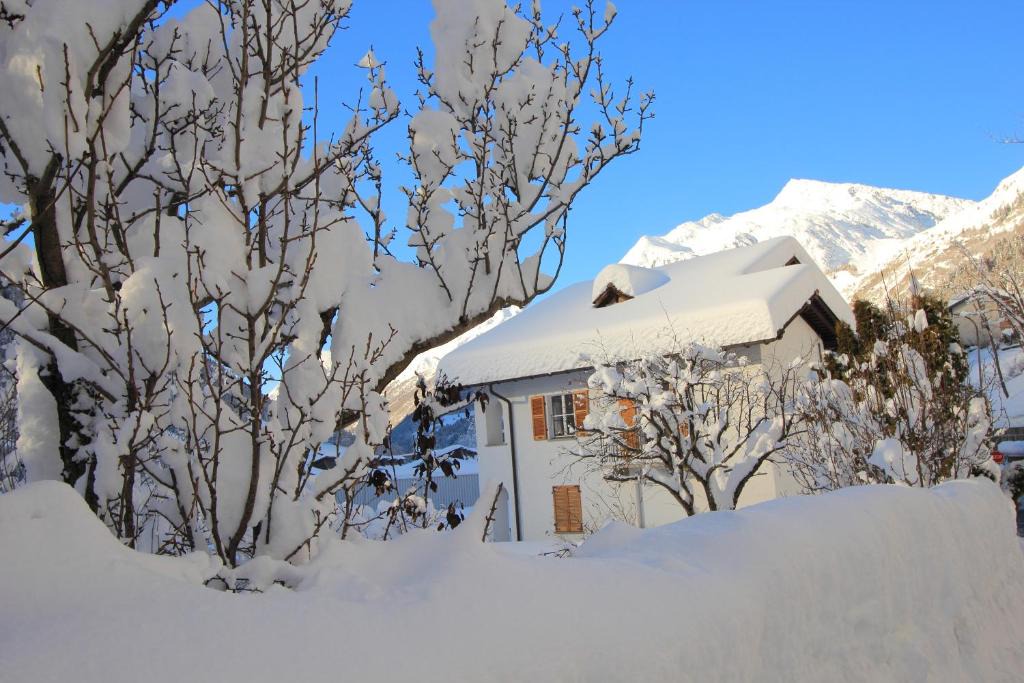 Airolo Apartment | Chalet Cuore delle Alpi