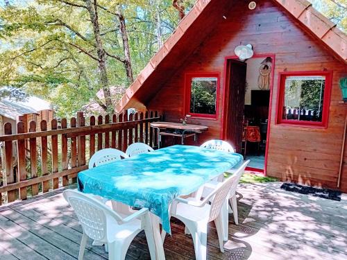 Camon House | Chalet dans camping à Camon