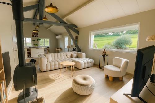 Les Champeaux House | Chalet de 95m2 au cœur du Pays d'Auge, en Normandie avec Piscine et Jacuzzi