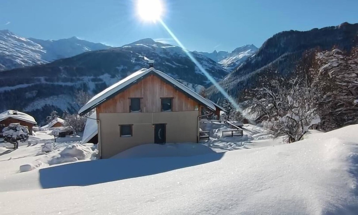 Montricher-Albanne House | CHALET DE L'AIGUILLE NOIRE