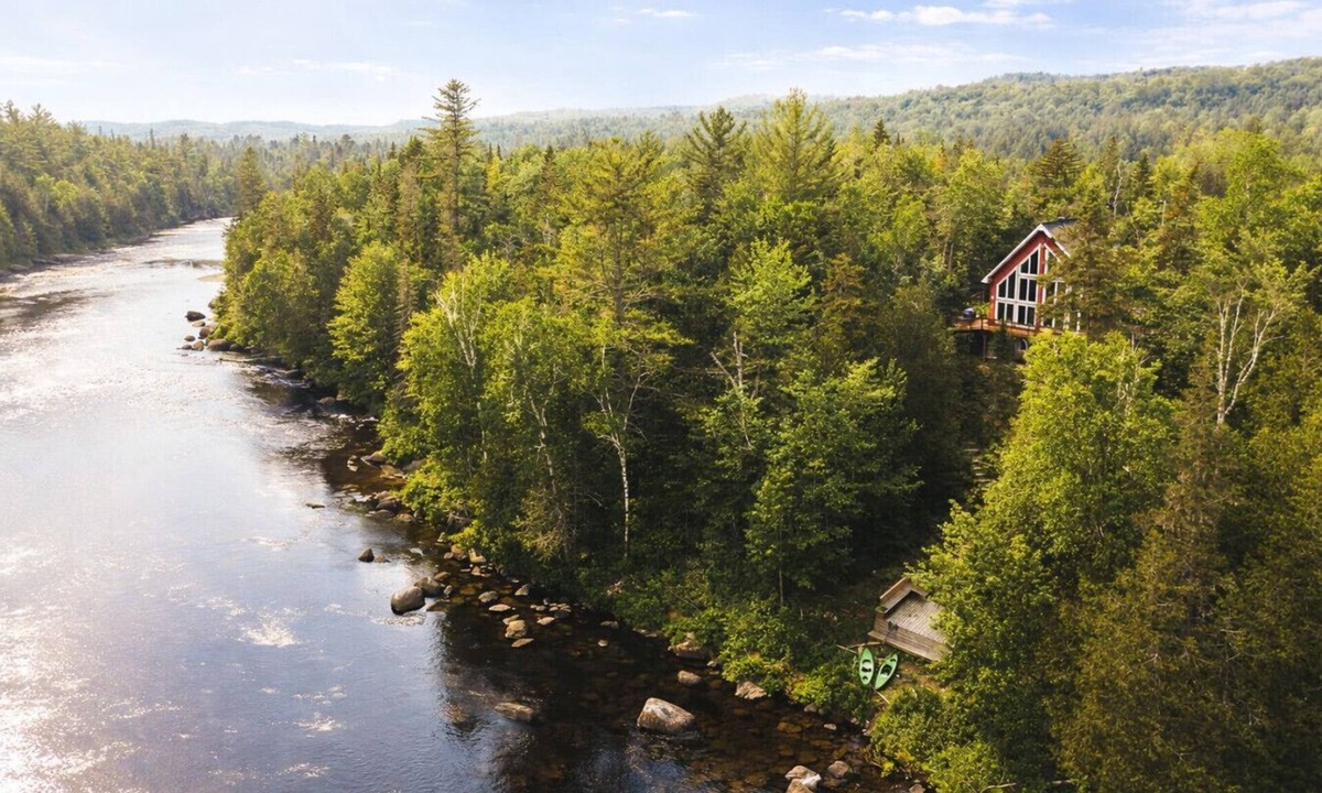 Chertsey Cottage | Chalet de la rivière d`Amance avec Spa