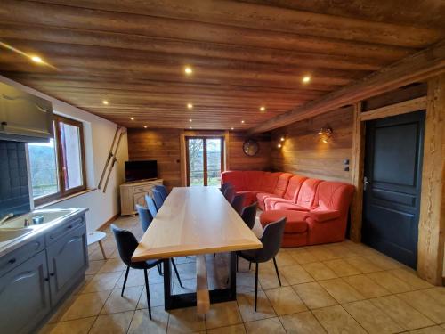 Le Menil Ski Chalet | Chalet de la Rougeterre