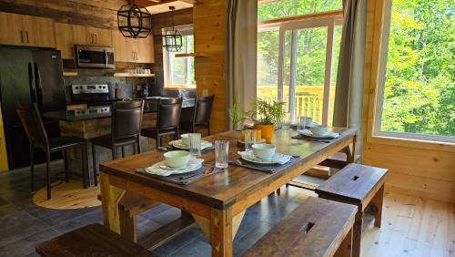 Bryson Apartment | Chalet de luxe 12 pers, Vue, nature & hamacs