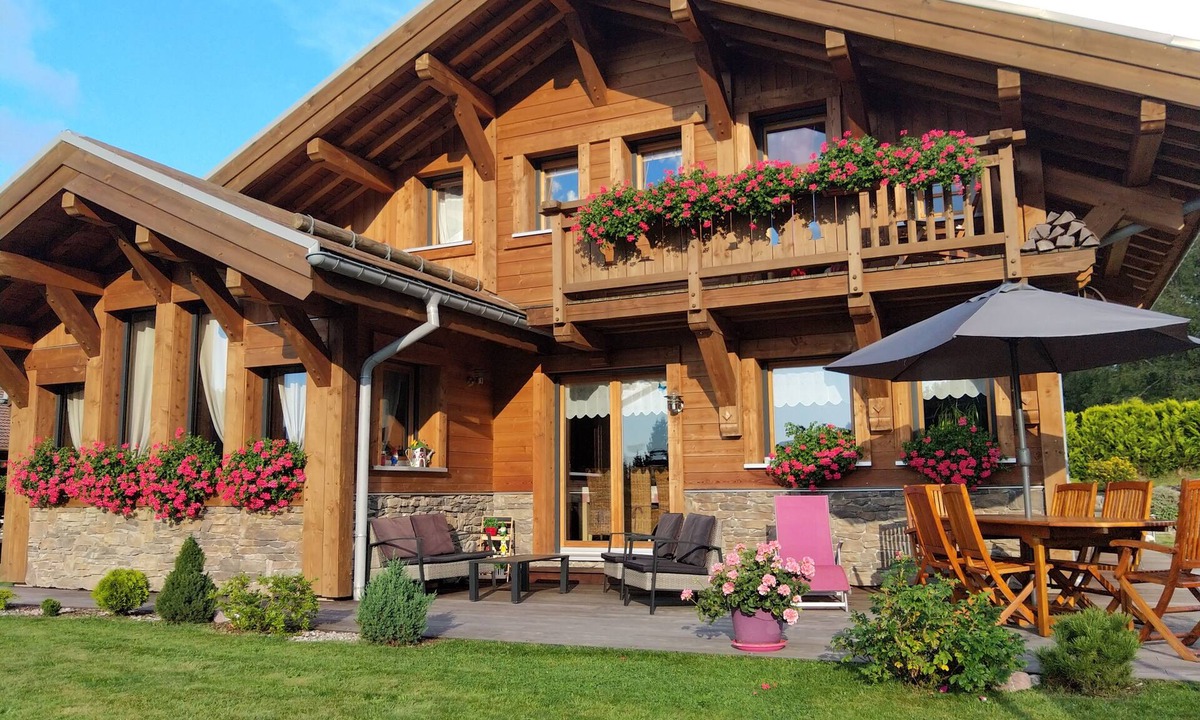 Xonrupt-Longemer Ski Chalet | Chalet des 3 Marmottes 187m2, 8prs, tastefully decorated, outdoor sauna