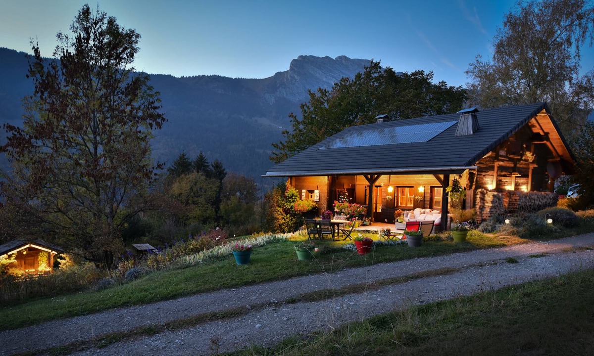 Thones Bed & Breakfast | Chalet des Burdines