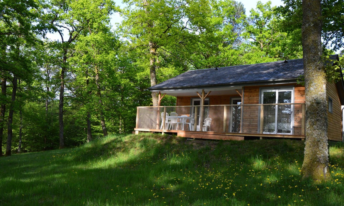 Espagnac Ski Chalet | Chalet "Détente" 48 m² in the heart of nature in Corrèze-Dordogne Valley