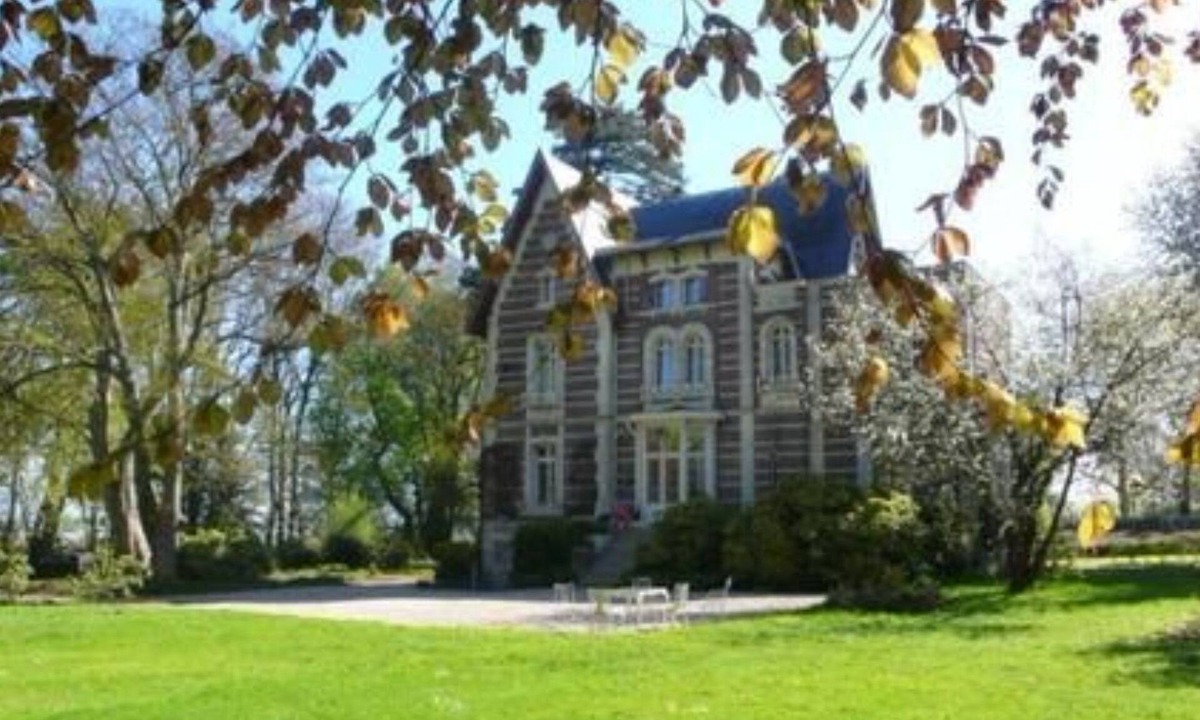 La Chapelle-sur-Dun House | Chalet Du Bel Event