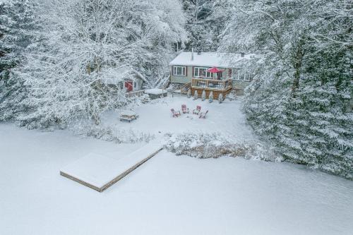St-Adolphe-d'Howard House | Chalet du Domaine Spa privé et lac