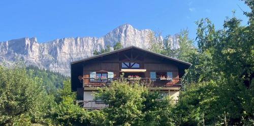 Servoz Ski Chalet | Chalet du grand cerf