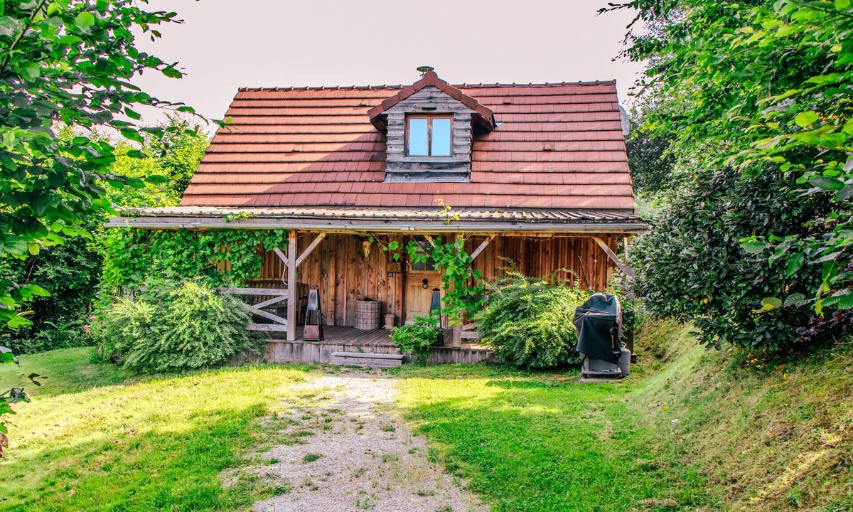 Marigny l'Eglise Ski Chalet | Chalet du Lac du Crescent