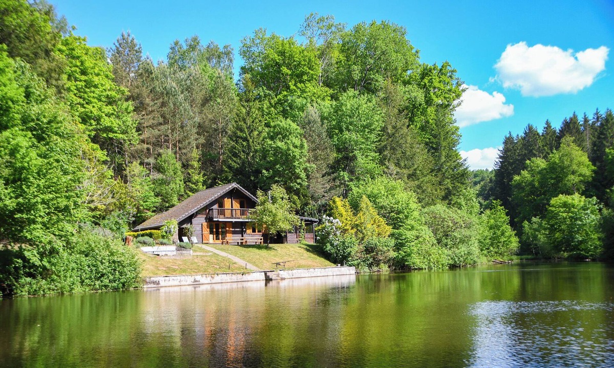 Lemberg House | Chalet du Schlossthal - Pond