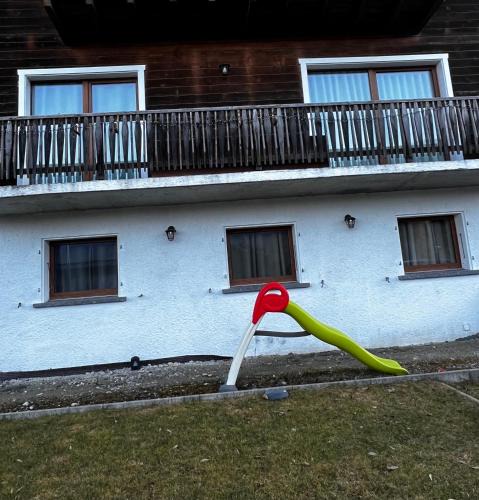 Sion House | Chalet Duque