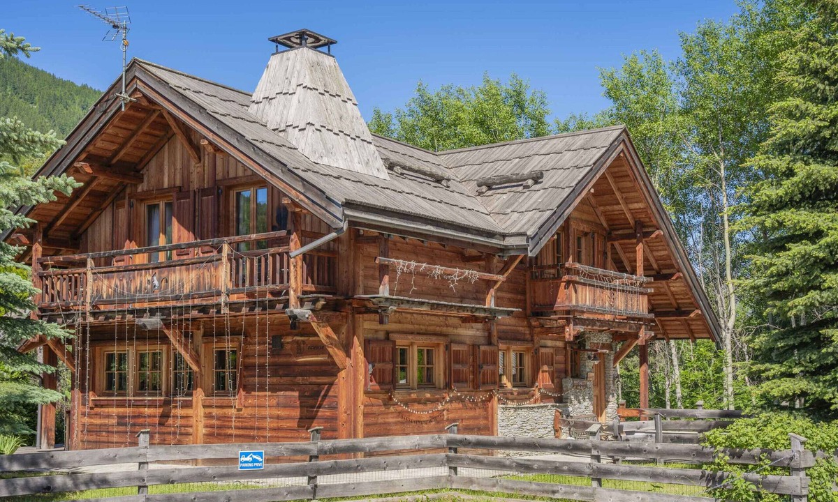 Forville Ski Chalet | Chalet Echyllo