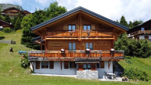 Champoussin Apartment | Chalet Ecureuil à Champoussin - Portes du Soleil