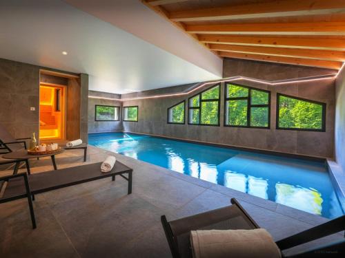 Saint-Jean-de-Sixt Ski Chalet | Chalet Elomaz - OVO Network