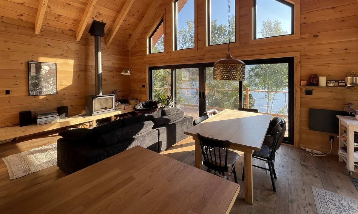 Mauricie Ski Chalet | Chalet en bois bord de l’eau