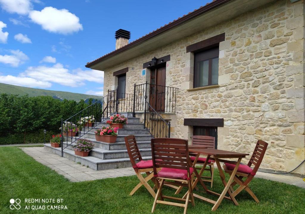 Merindad de Cuesta-Urria Ski Chalet | Chalet en Las Merindades, Nofuentes
