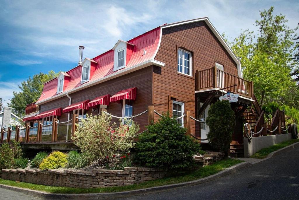 Grandes-Piles Bed & Breakfast | Chalet en Mauricie - Capitainerie du Passant