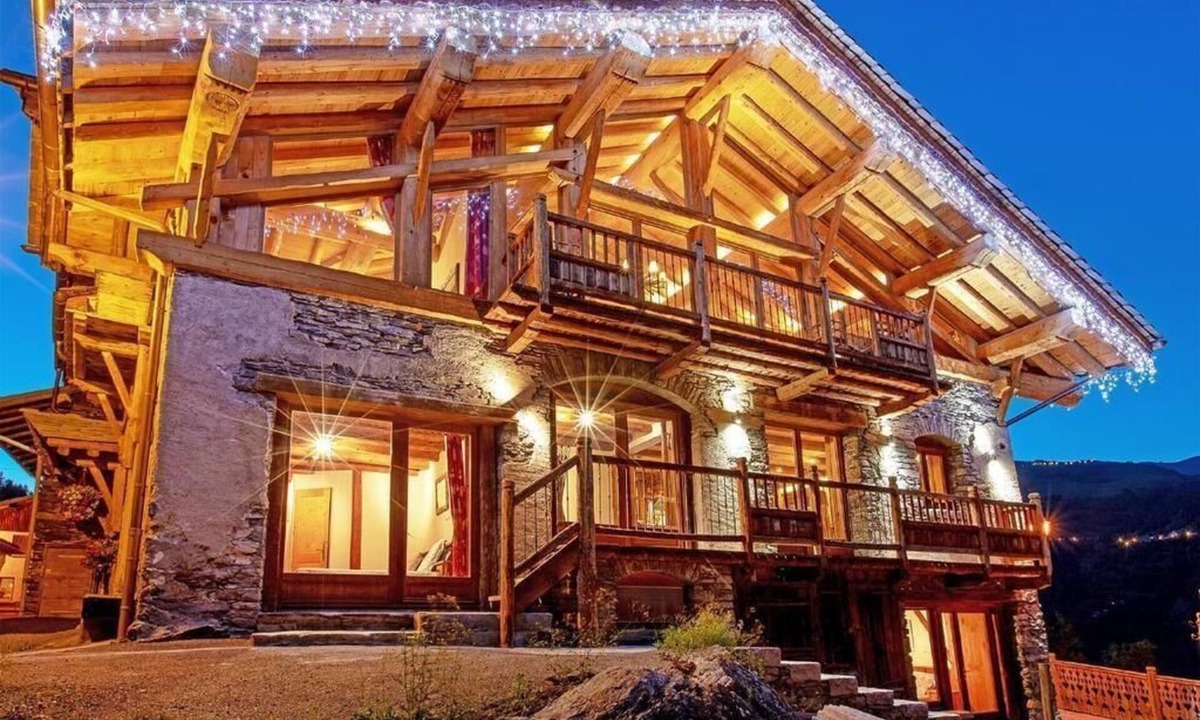 Villaroger House | Chalet Farmhouse