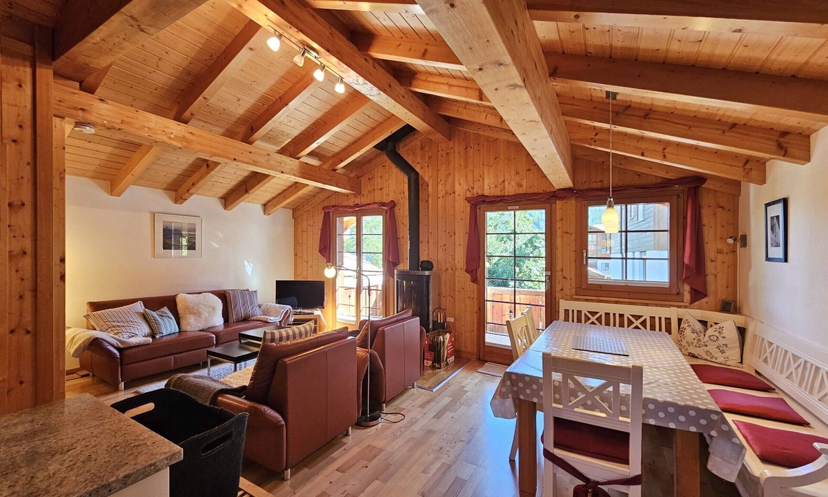 Saas-Fee Ski Chalet | Chalet flair with its own wellness area