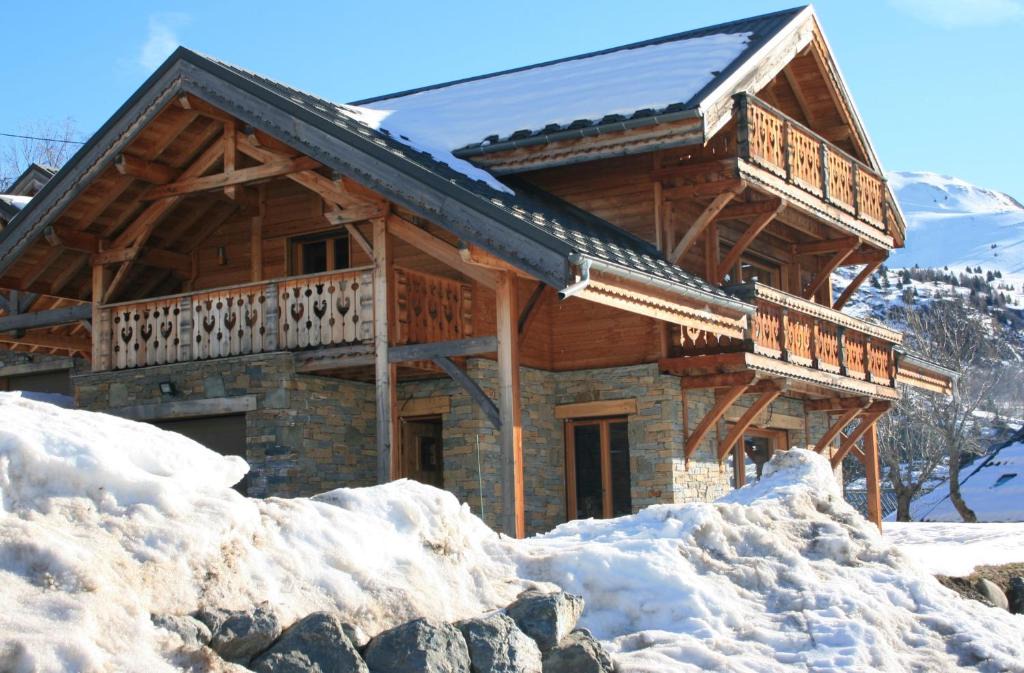 Huez-en-Oisans Ski Chalet | Chalet Fontaines