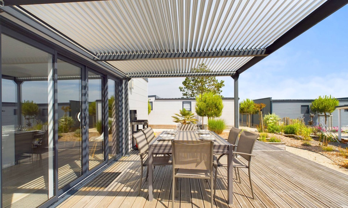 Bretignolles-sur-Mer Ski Chalet | Chalet for 6, holiday residence with swimming pool