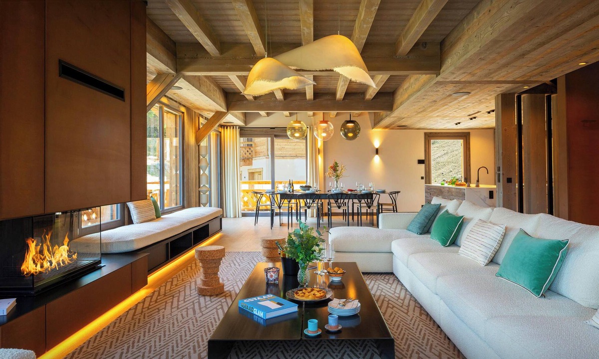 Saint-Nicolas-de-Veroce Ski Chalet | Chalet Mussol - family stay on the slopes for 14 - OVO Network