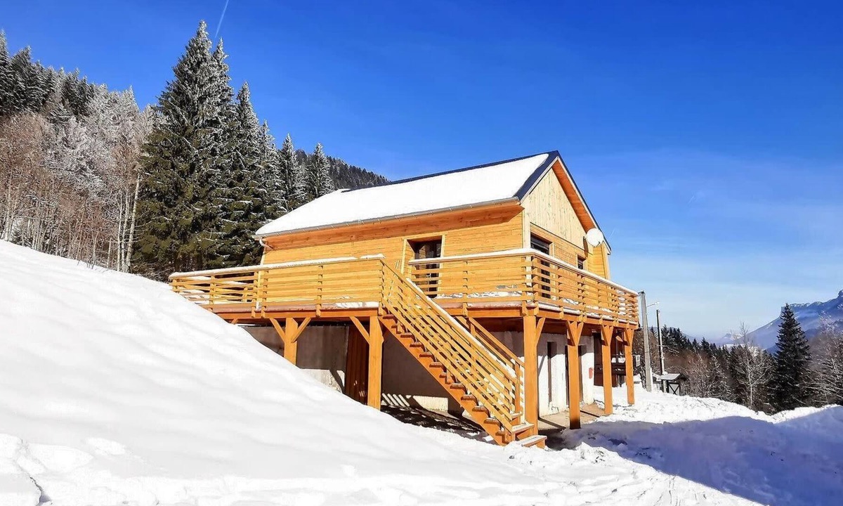 Saint-Pierre-d'Entremont Ski Chalet | Chalet Le Lys Martagon en Chartreuse