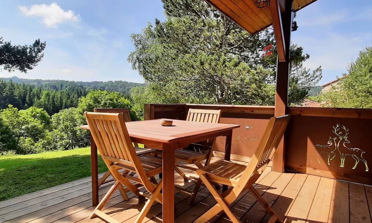 Saint-Victor-Malescours Ski Chalet | Chalet paradis caché *