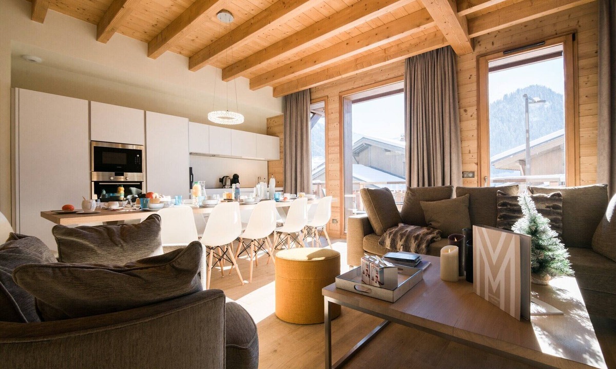 Praz-sur-Arly Ski Chalet | Chalet in Megève with Mont-Blanc Views