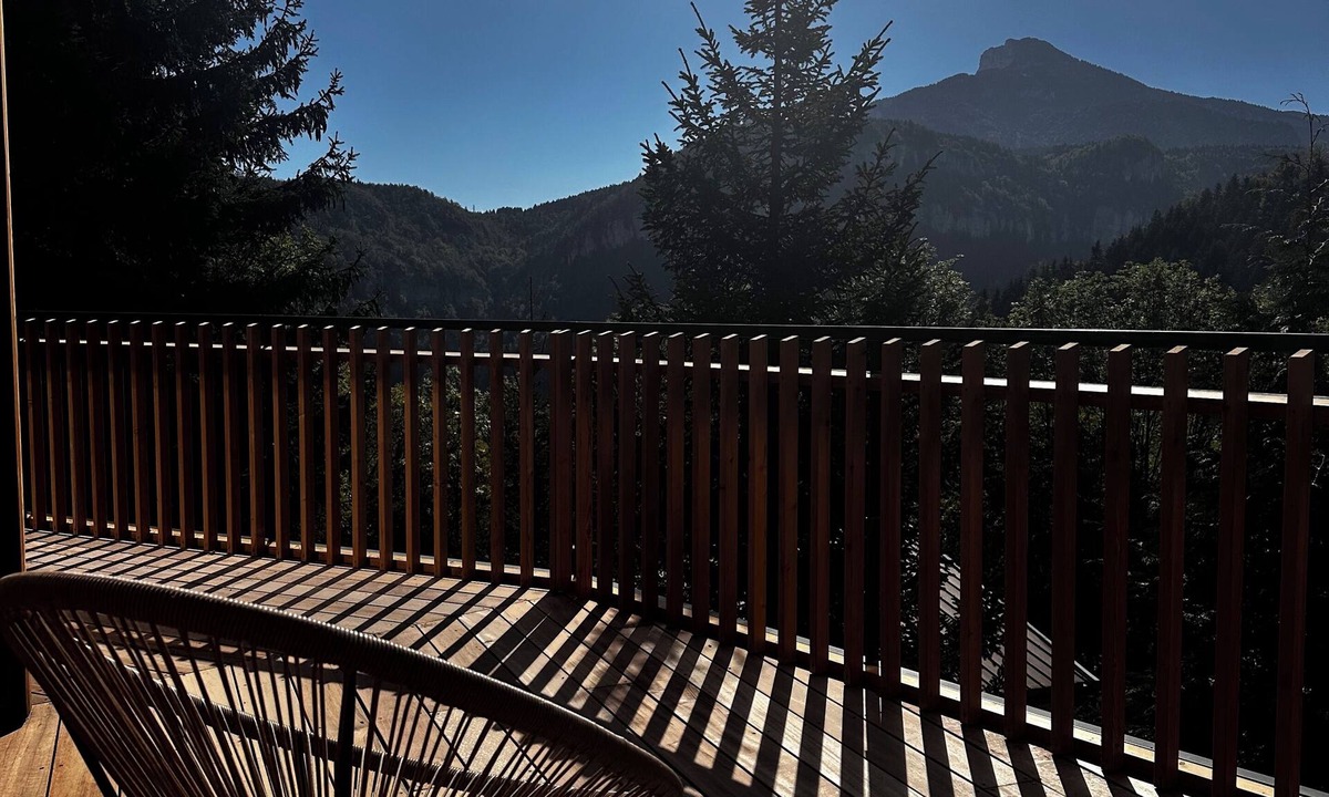Engins Ski Chalet | Chalet independent, high quality amenities, authentic charm