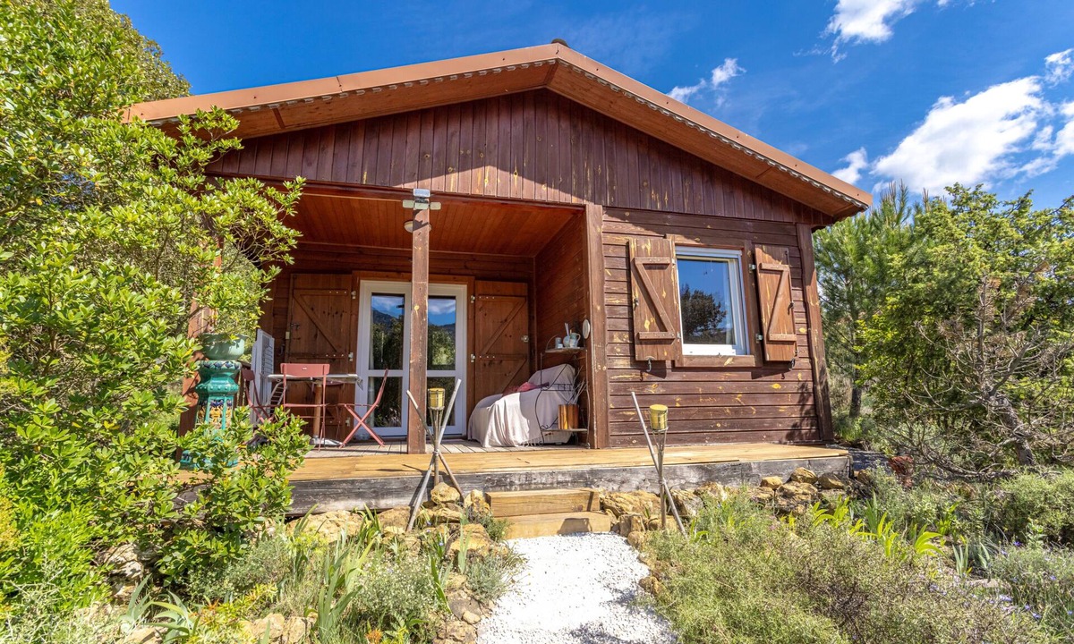 Rouffiac-des-Corbieres Ski Chalet | Chalet 'Japon' with Mountain Views, Shared Pool and Private Terrace