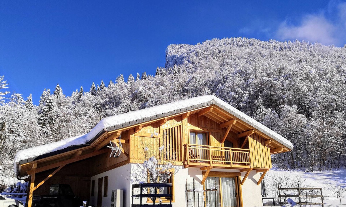 Samoens Ski Chalet | Chalet Josaly Jacuzzi/sauna